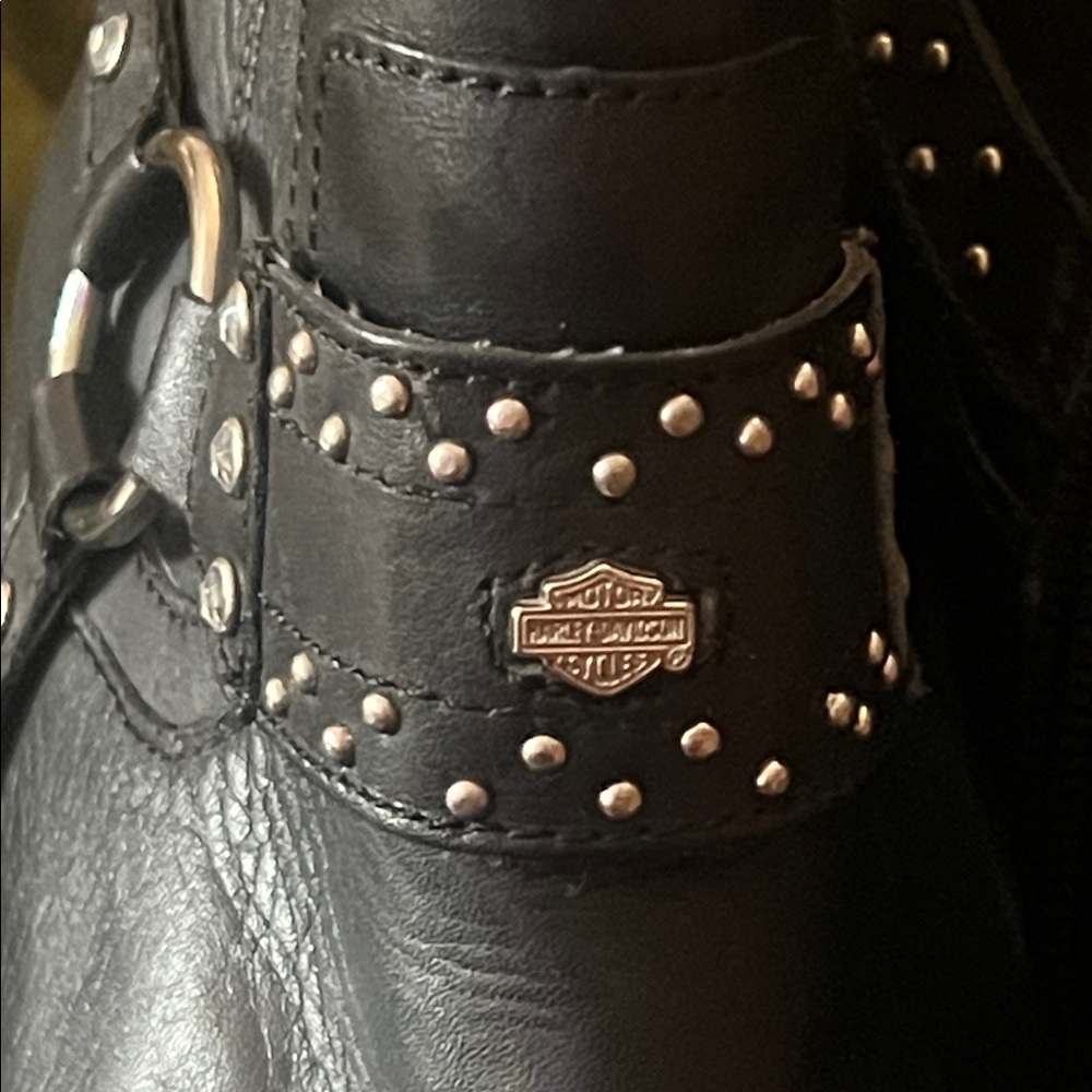 Harley-Davidson Embellished Black Leather Harness Heeled Boots Size 8.5 - Picture 3 of 11